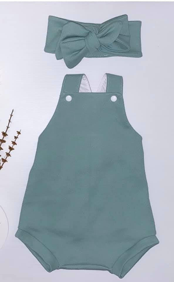 Can you wear French terry fabric in summer?-Melco Fabrics-sewing-tips-beginners-learn-to-sew